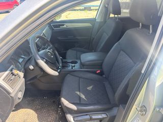 2018 Volkswagen Atlas 3.6L V6 S - Interior Front Seat Image